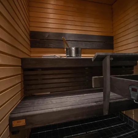 アパートホテル Ski-inn Rukasuites 4*